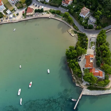 - Donja 2022b * Supetarska Draga